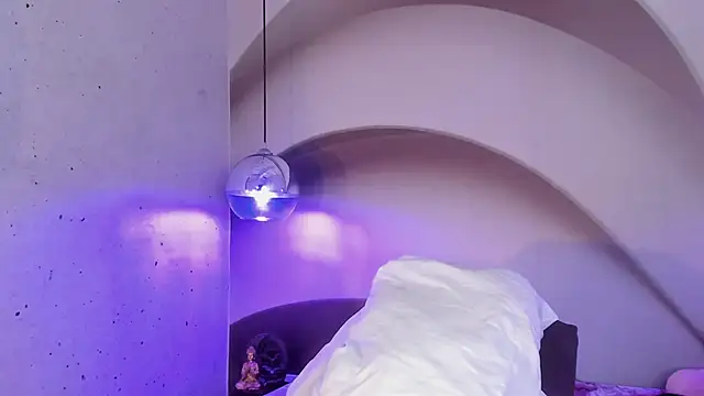 MelaniieRoux's cam snapshot