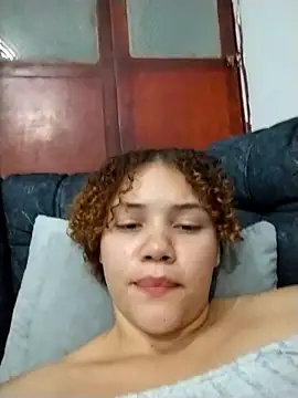 SirenRouge_69's cam snapshot