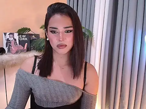 magnificent_kitana live sex cam