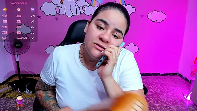 Sharon_hils live sex cam