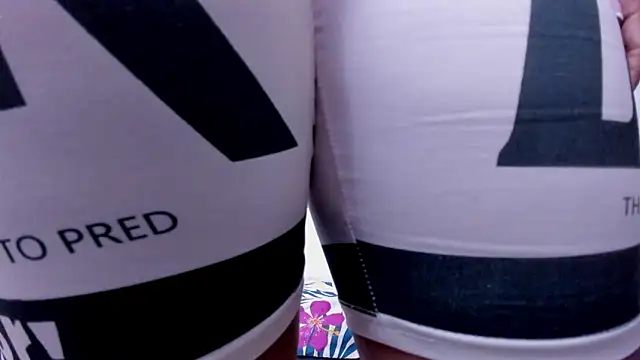 celena_wonder's cam snapshot