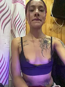 Emily-Fire live sex cam