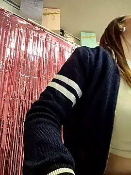 Mia_Novikov live sex cam