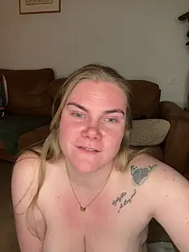 SexyBlondJoanna live sex cam