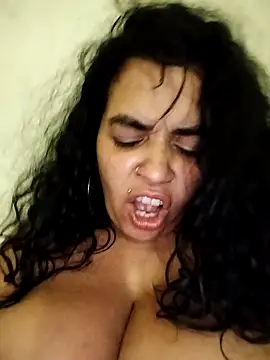 hanni2025's cam snapshot