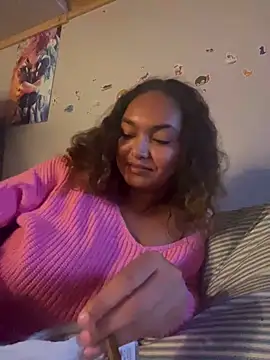 QueenNefertiti's cam snapshot