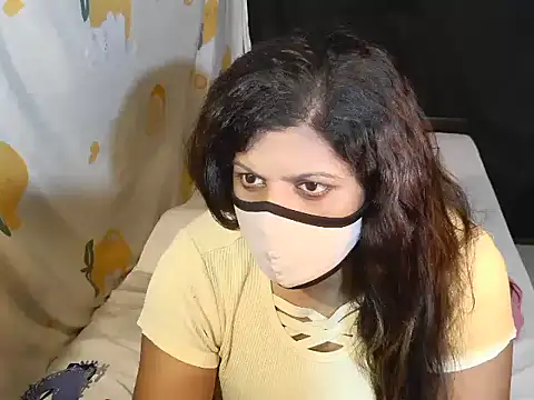 BOOBYGIRLSHERON's cam snapshot