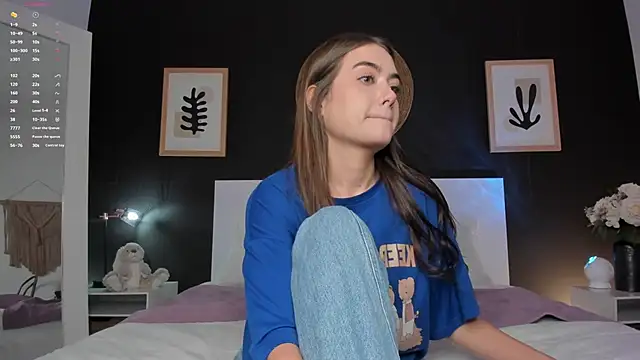 AlannaRussell_ live sex cam