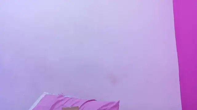 littleebonny's cam snapshot