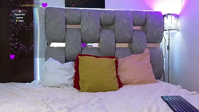 alix_kitty's cam snapshot