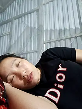 Evelyn-n's cam snapshot