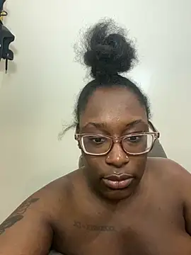 Sinfulwaterfalls's cam snapshot