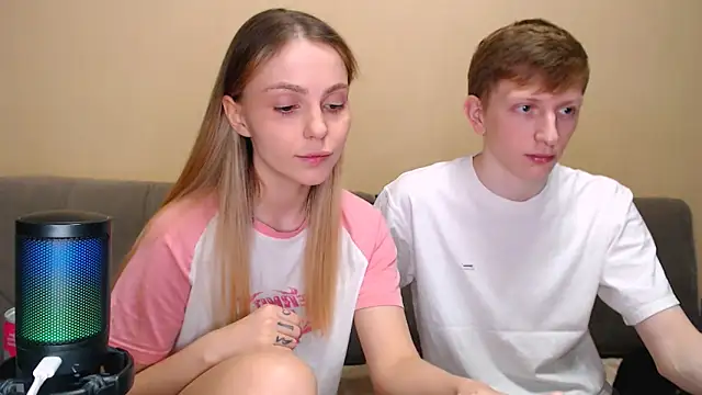 juliaanddima's cam snapshot