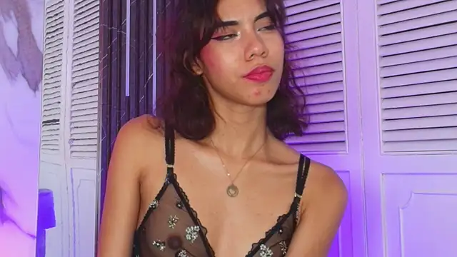 BellaHarpeer's cam snapshot