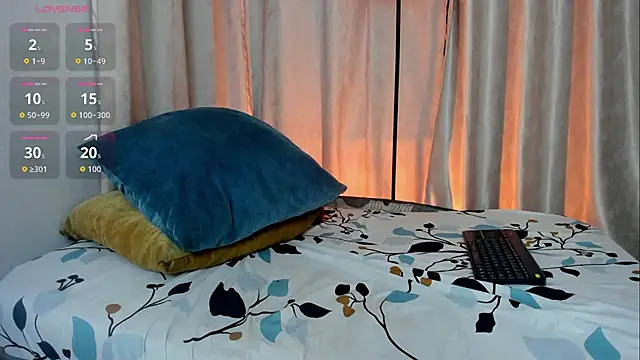 Demian_Hush live sex cam