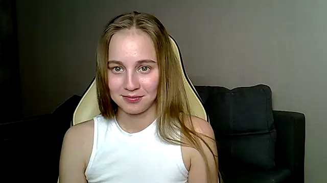 christimontero's cam snapshot