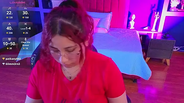 littlee_red's cam snapshot