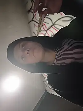 CharlotteKravizz's cam snapshot