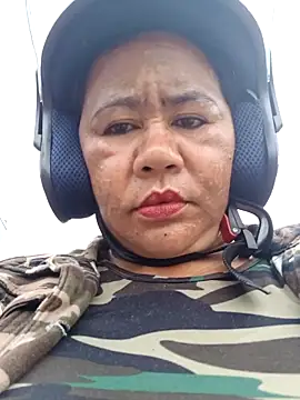 mature_l0ve43's cam snapshot