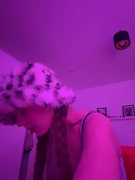 YoungLeo2006's cam snapshot