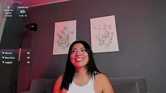 emy_williams's cam snapshot