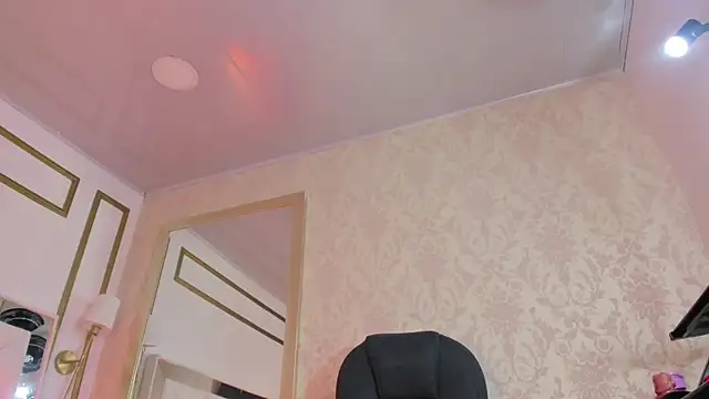 i_kristi's cam snapshot