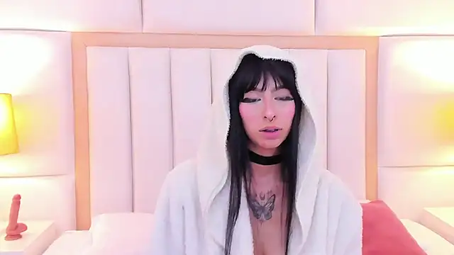 LaylaaDoll's cam snapshot