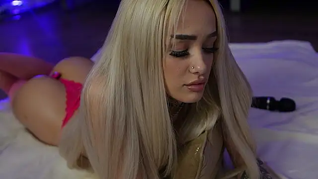 blondie_muller's cam snapshot