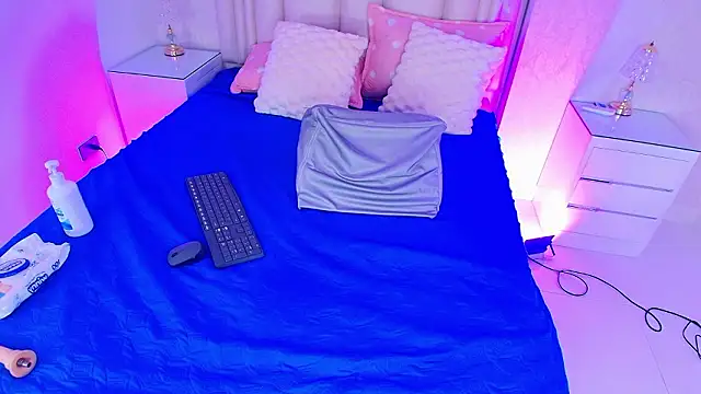 alanarose18's cam snapshot