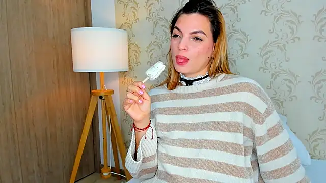 mahia_montenegro live sex cam