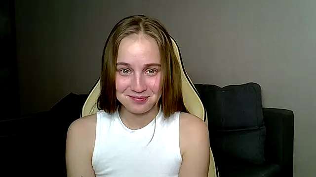 christimontero's cam snapshot