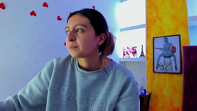 lala_clark's cam snapshot