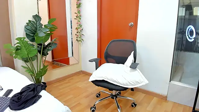 PaulinaMuller's cam snapshot