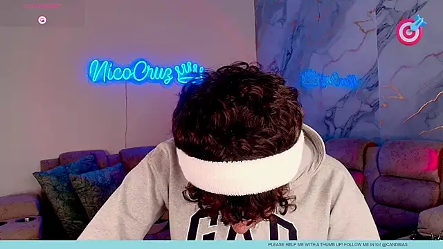 Niico_Cruz live sex cam