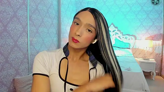 _AdharaSkinny live sex cam