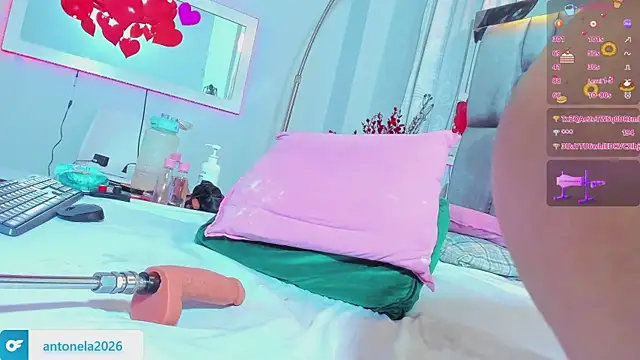 Antonellahorny69 live sex cam