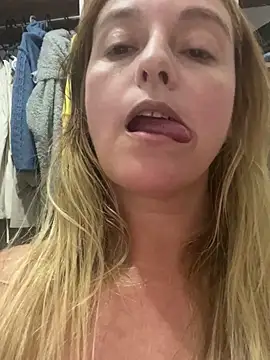 moniquerainx's cam snapshot