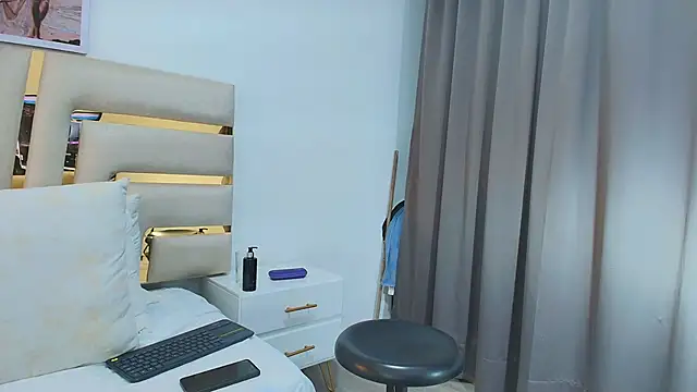 Leiidy_Adams_'s cam snapshot