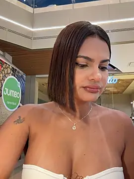 Irina_Velvett live sex cam