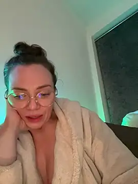 FemDom_RubyKnightXXO live sex cam