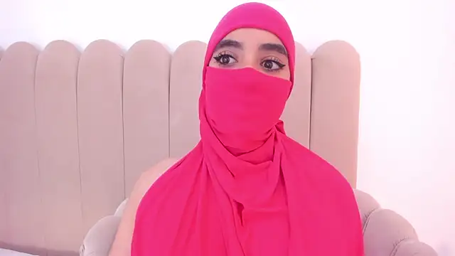 nayiraa_ live sex cam