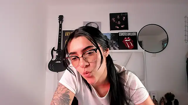 Carla_Bonnet live sex cam