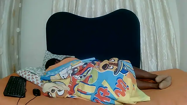 Exotic_FreakyQueen's cam snapshot