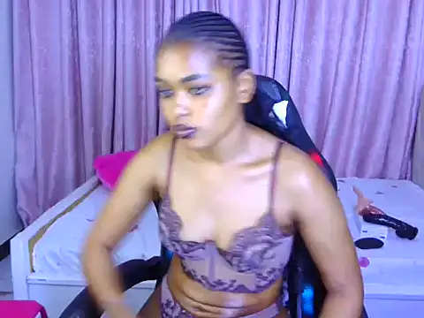 Pretty-shally's cam snapshot