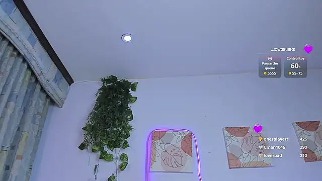 Quiinn_bx's cam snapshot