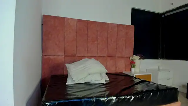 HellAndDante_ live sex cam