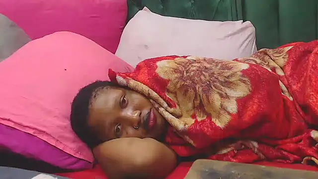 BUNNYCHOWX28's cam snapshot