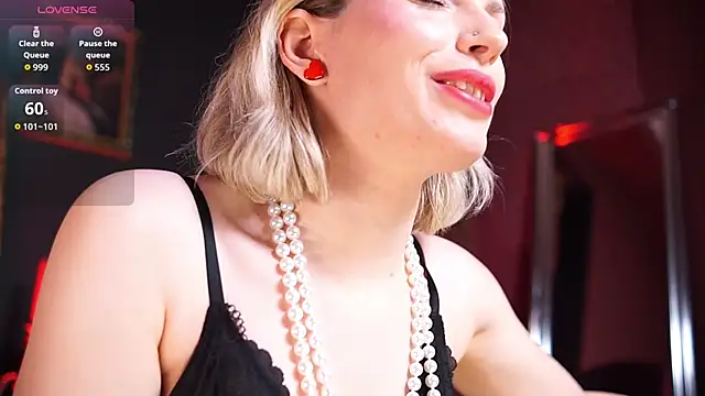 VinylKiss's cam snapshot