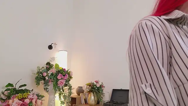 Kim_Redd's cam snapshot