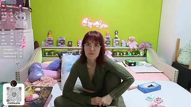 _HeraLuna_'s cam snapshot